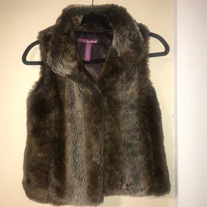 Faux vest
